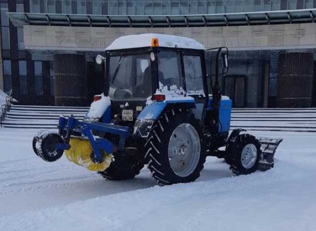 Сотрудники «Пензаконцерта» активно ведут работы по уборке снега